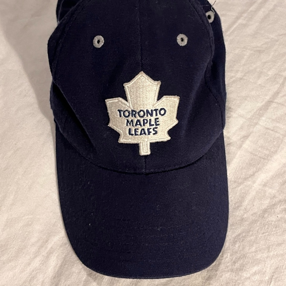 Toronto Maple Leafs baseball hat, youth size